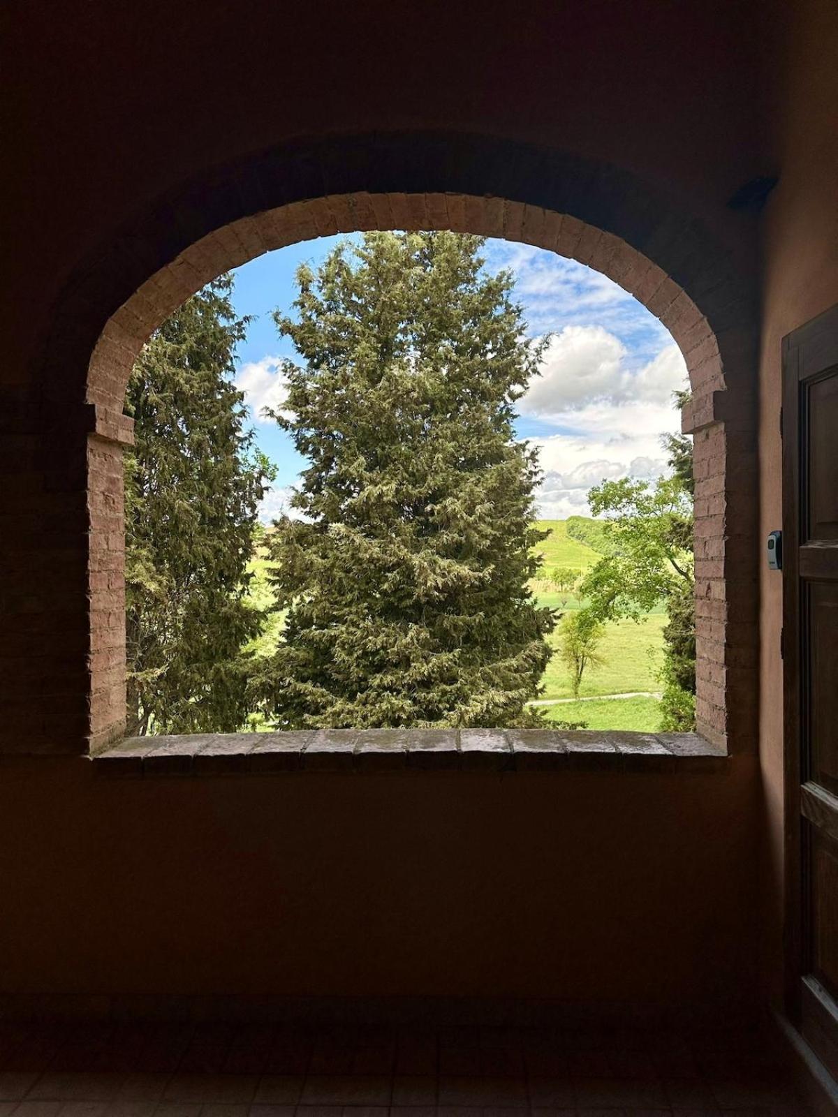 Villa Il Giardinello Монтальчино Экстерьер фото